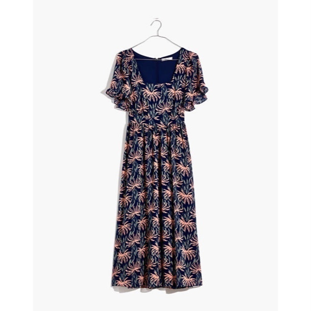 Madewell Ruffle-Sleeve Midi Dress in Oasis Palms - Picture 4 of 11
